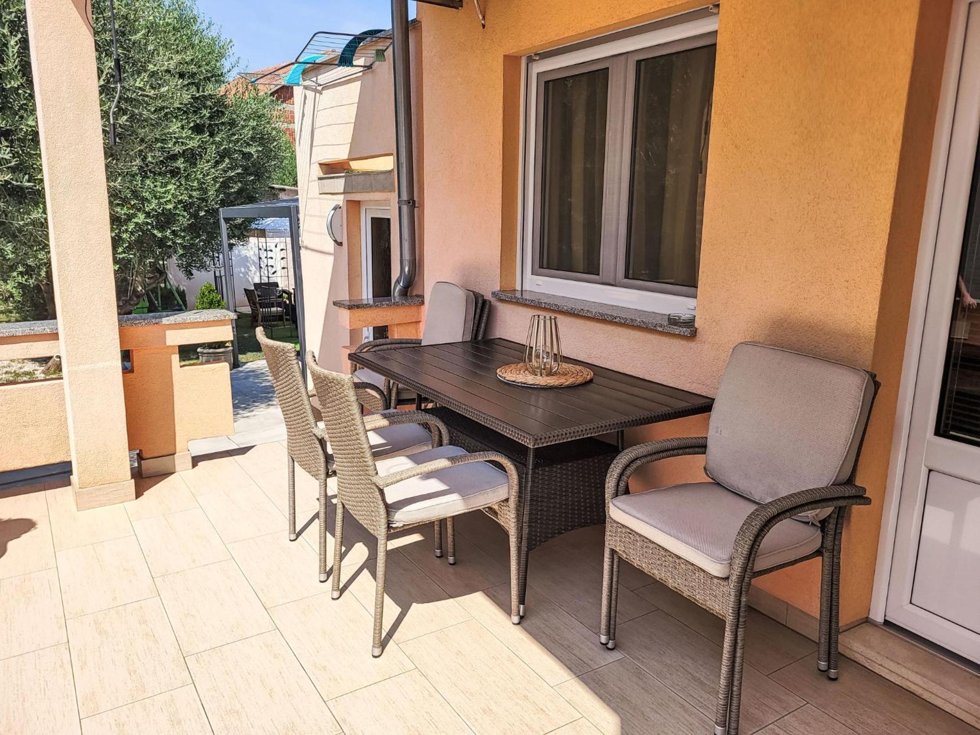 Holiday Home Ive By Interhome Petrcane Exteriör bild